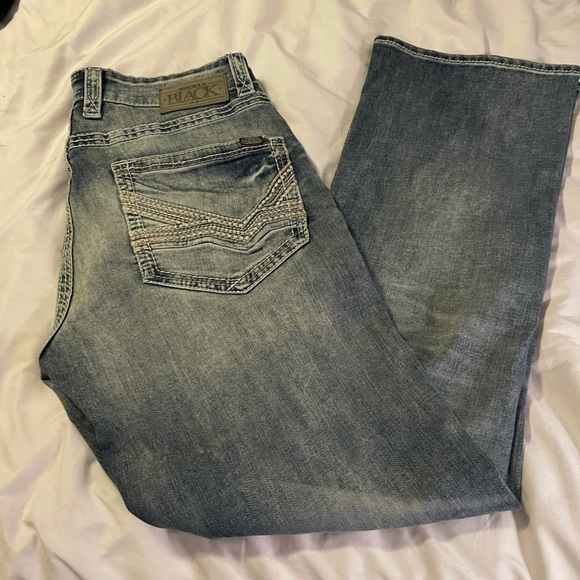 Buckle Jeans - Picture 1 of 3